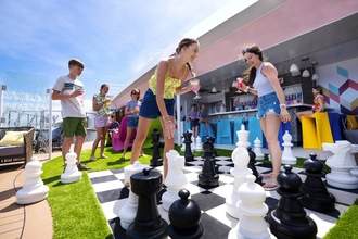 RCI Wonder of the Seas Teen Spaces Social100 - R.Jordan.jpg